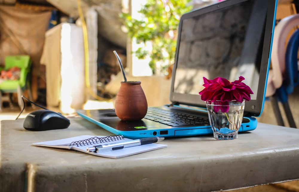 Become a Digital Nomad 